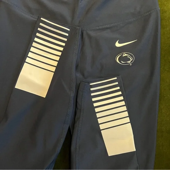 Penn State Dri Fit Nike Leggings - Picture 2 of 4